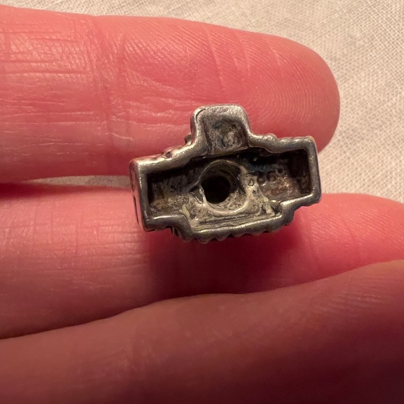 Vintage solid sterling silver Capitol Building Washington D.C. charm pendant - Picture 8 of 10